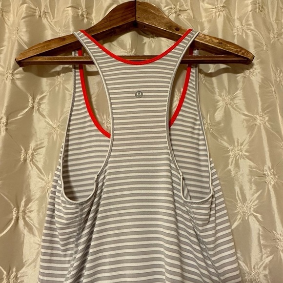 Lululemon What The Sport Singlet Racerback Tank Top Silver Stripe White - Picture 7 of 14